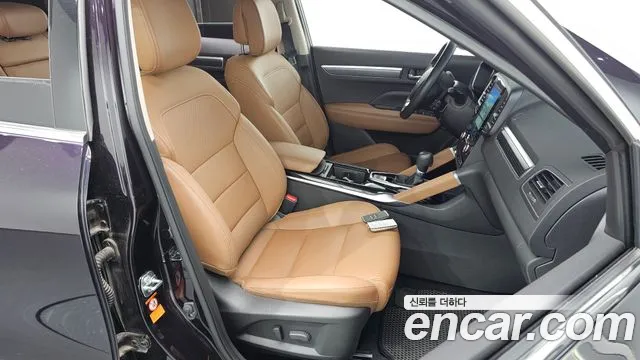 Renault-KoreaSamsung QM6 Новый QM6 2.0 LPe RE Signature 2WD — Фото автомобиля 11