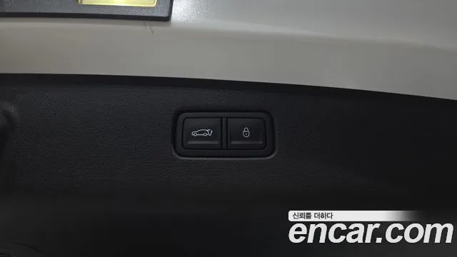 Genesis GV70 2.5T Бензин AWD — Фото автомобиля 26