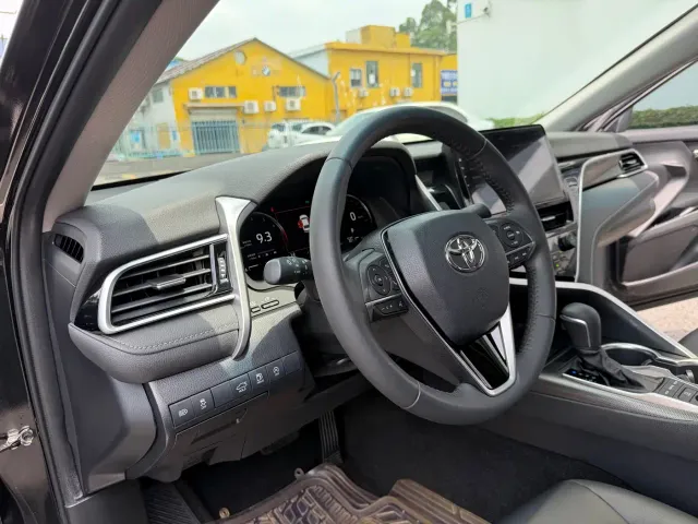 Toyota Camry — Фото автомобиля 9
