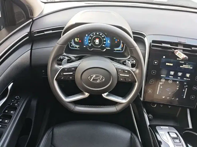 Hyundai Tucson — Фото автомобиля 10