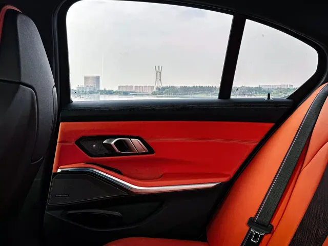 BMW M3 — Фото автомобиля 14