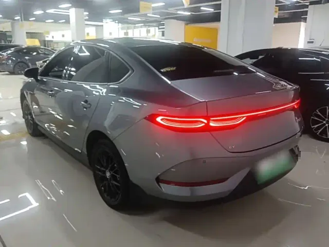 BYD Qin PLUS — Фото автомобиля 4