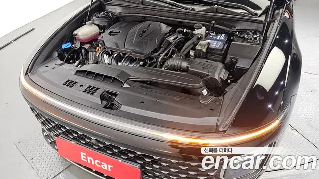 Hyundai Grandeur Grandeur (GN7) 2.5 Бензин 2WD — Фото автомобиля 6