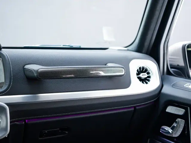 Mercedes-Benz G-Class — Фото автомобиля 16