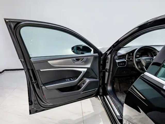 Audi A6L — Фото автомобиля 8