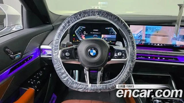 BMW 7 Series G70 — Фото автомобиля 13