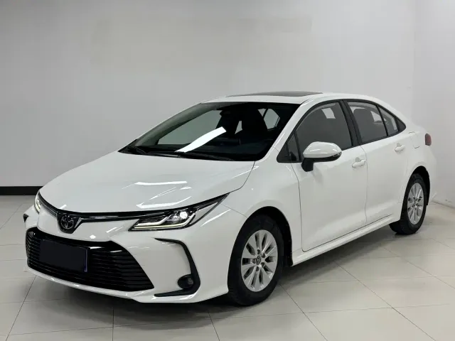 Фотография автомобиля — Toyota Corolla