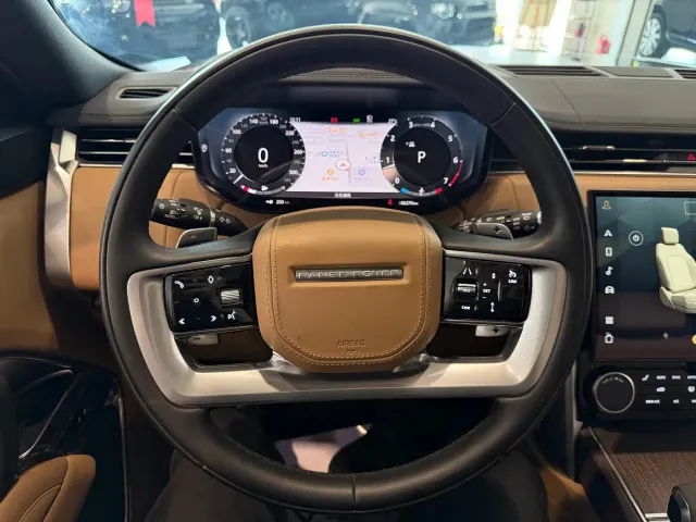 Land Rover Range Rover — Фото автомобиля 11