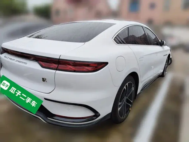 BYD Han — Фото автомобиля 6