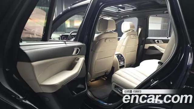 BMW X5 xDrive 40i M Sport — Фото автомобиля 23