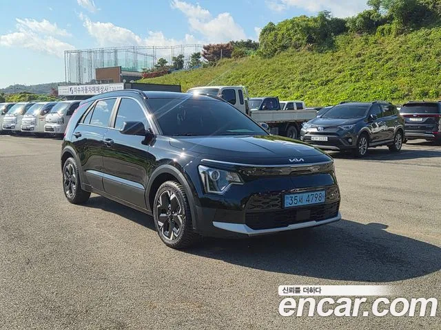 Kia Niro New — Фото автомобиля 2