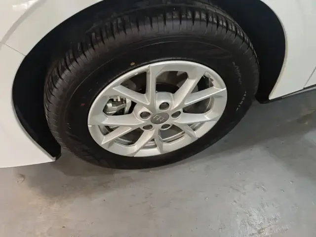 Geely Galaxy Stellar 6 — Фото автомобиля 24