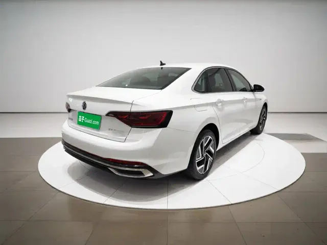 Volkswagen Sagitar — Фото автомобиля 6