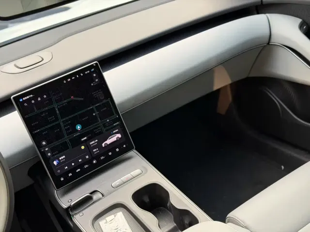Nio ET5 — Фото автомобиля 5