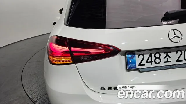 Mercedes-Benz A-Class W177 — Фото автомобиля 8