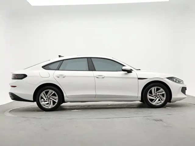 Volkswagen Lamando — Фото автомобиля 5