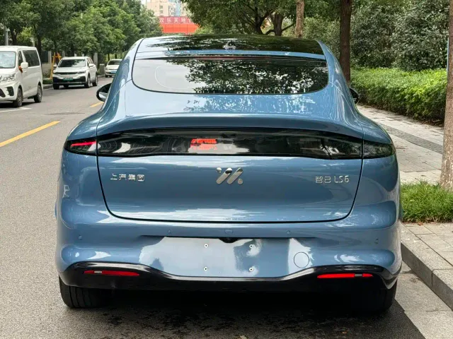 IM Motors LS6 — Фото автомобиля 4