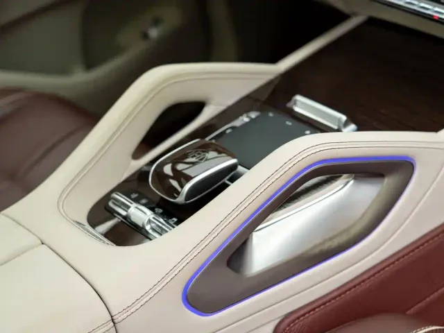 Mercedes-Benz Maybach GLS — Фото автомобиля 19