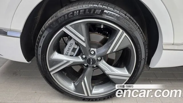 Genesis GV80 2.5T Бензин AWD — Фото автомобиля 5