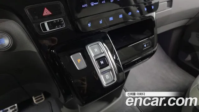 Hyundai Staria — Фото автомобиля 12