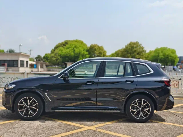 BMW X3 — Фото автомобиля 3