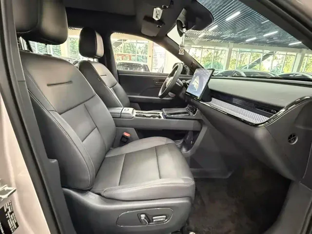 Toyota BoZhi 3X — Фото автомобиля 4