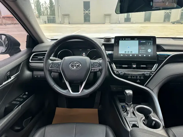 Toyota Camry — Фото автомобиля 11