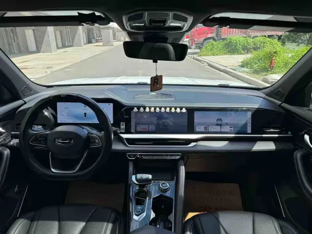 Geely Xingyue L — Фото автомобиля 8