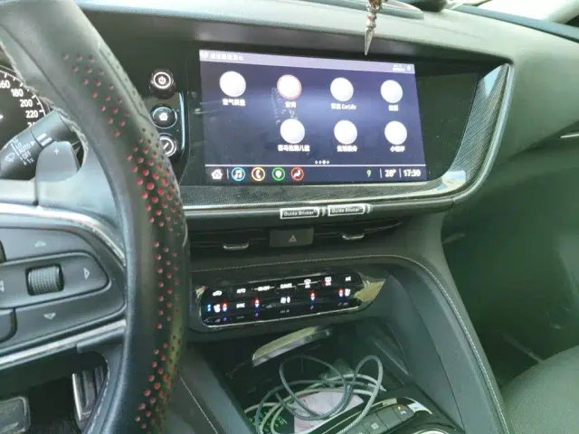 Buick Envision S — Фото автомобиля 9