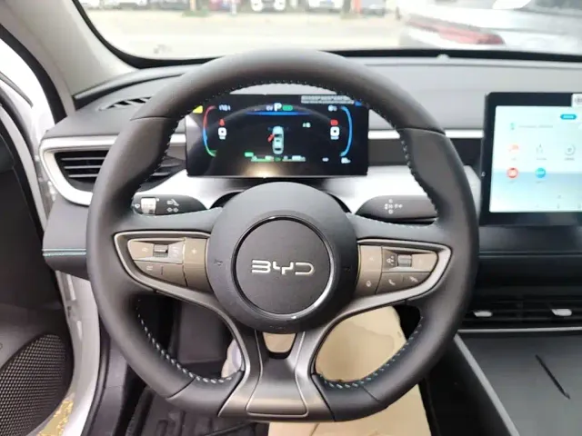 BYD Seal 05 DM-i — Фото автомобиля 10