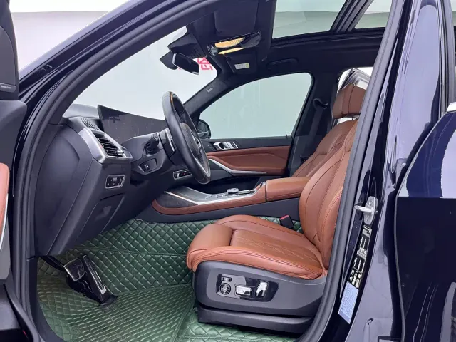 BMW X7 — Фото автомобиля 21
