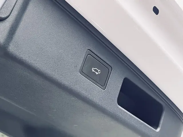 Arcfox T1 — Фото автомобиля 20