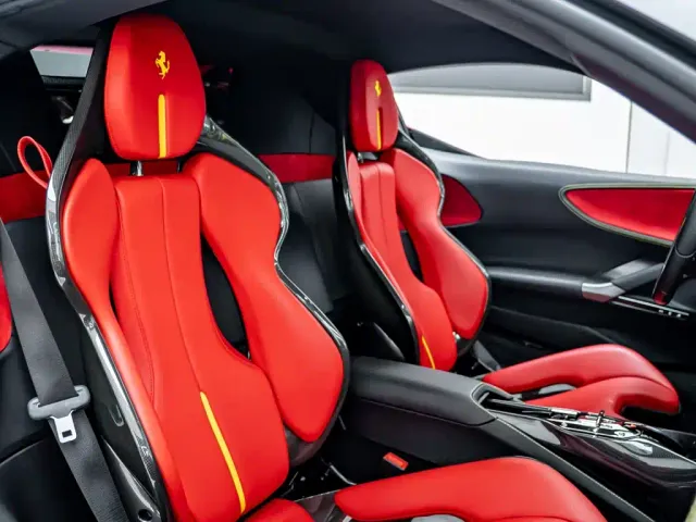 Ferrari SF90 — Фото автомобиля 11