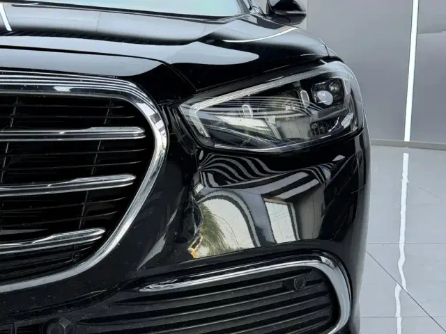 Mercedes-Benz S-Class — Фото автомобиля 4