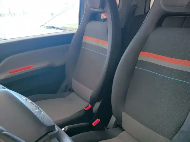 Wuling Hongguang Mini EV — Фото автомобиля 14