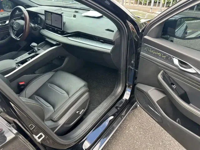 Geely Xingrui — Фото автомобиля 10