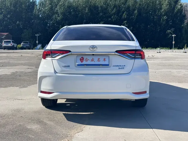 Toyota Corolla — Фото автомобиля 6