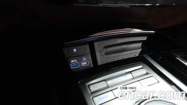 Genesis G80 Бензин 2.5 турбо AWD — Фото автомобиля 20
