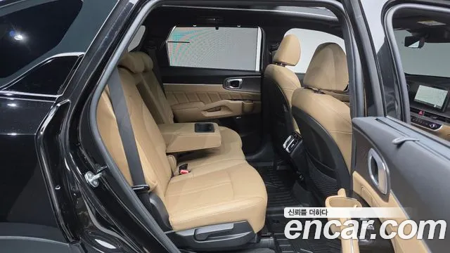 Kia Sorento Новый Sorento 4 поколение Бензин 2.5T 2WD — Фото автомобиля 11