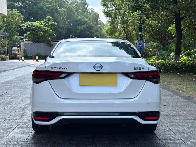 Nissan Sylphy — Фото автомобиля 8