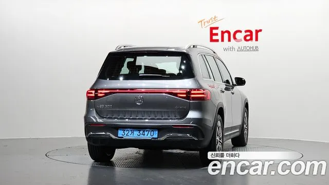 Mercedes-Benz EQB — Фото автомобиля 4