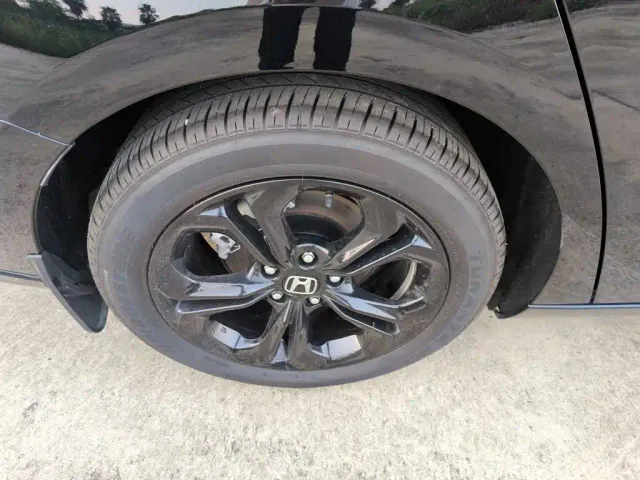 Honda Accord — Фото автомобиля 14