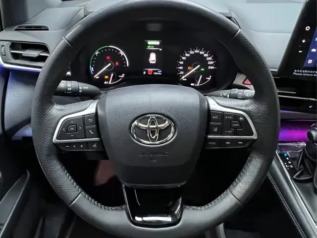 Toyota Granvia — Фото автомобиля 13