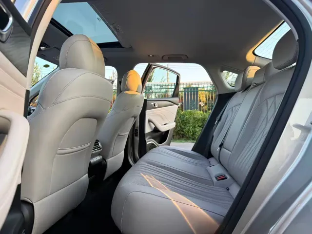 Geely Galaxy Stellar 6 — Фото автомобиля 12