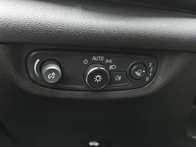 Buick Regal — Фото автомобиля 21