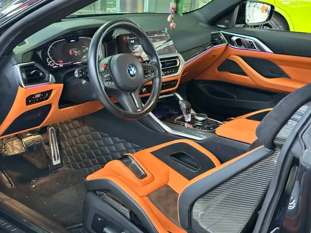 BMW M4 — Фото автомобиля 2