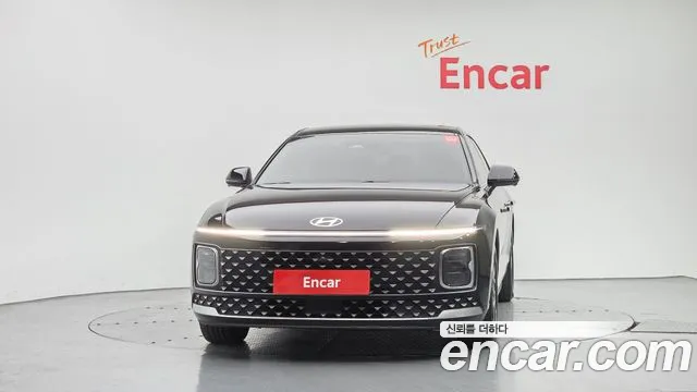 Hyundai Grandeur GN7 — Фото автомобиля 3