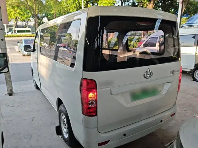Changan Ruixing EM60 — Фото автомобиля 4