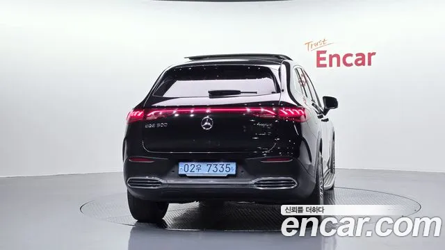 Mercedes-Benz EQE — Фото автомобиля 4