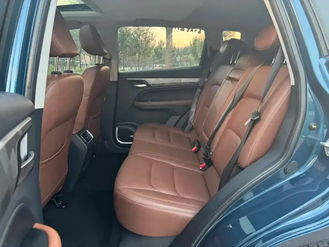 Geely Emgrand X6 2021 Model PRO 1.4T Automatic Premium — Фото автомобиля 6